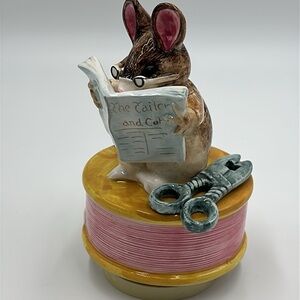 Vintage Schmid - Beatrix Potter "Tailor of Gloucester"  Mouse Ceramic Music Box